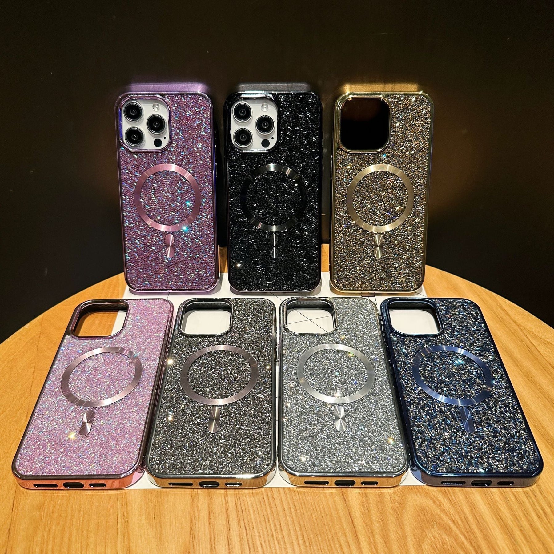 GLOW TAŞLI MAGSAFE KILIF