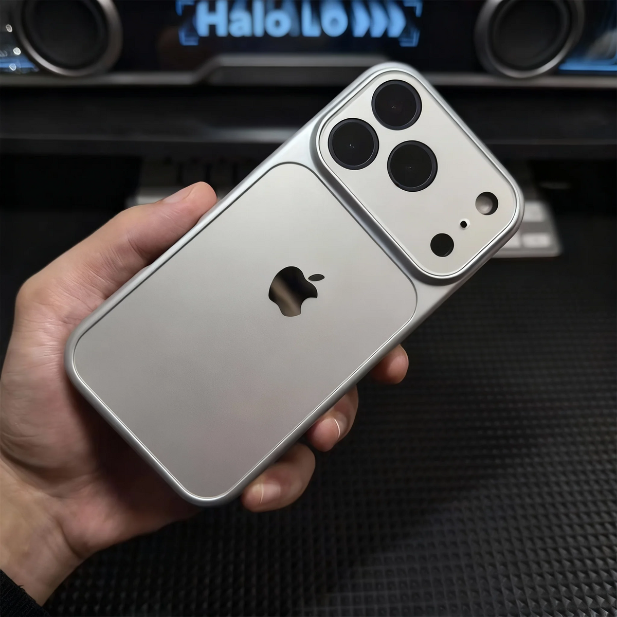 Mat Special iPhone Kılıfı