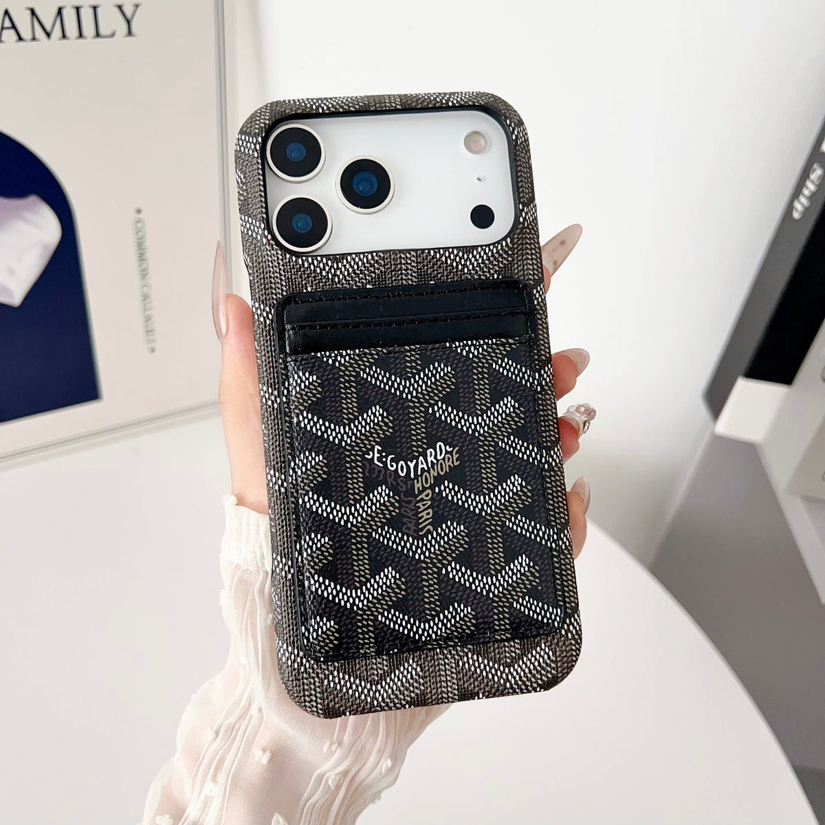 Special Edition Kılıf + Magsafe Kartlık Özel Set