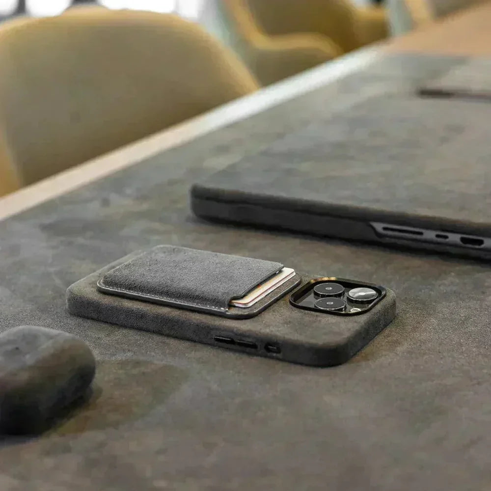 Heltra Alcantara Kılıf + Magsafe Cüzdan Set