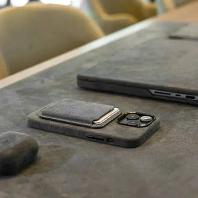 Heltra Alcantara Kılıf + Magsafe Cüzdan Set