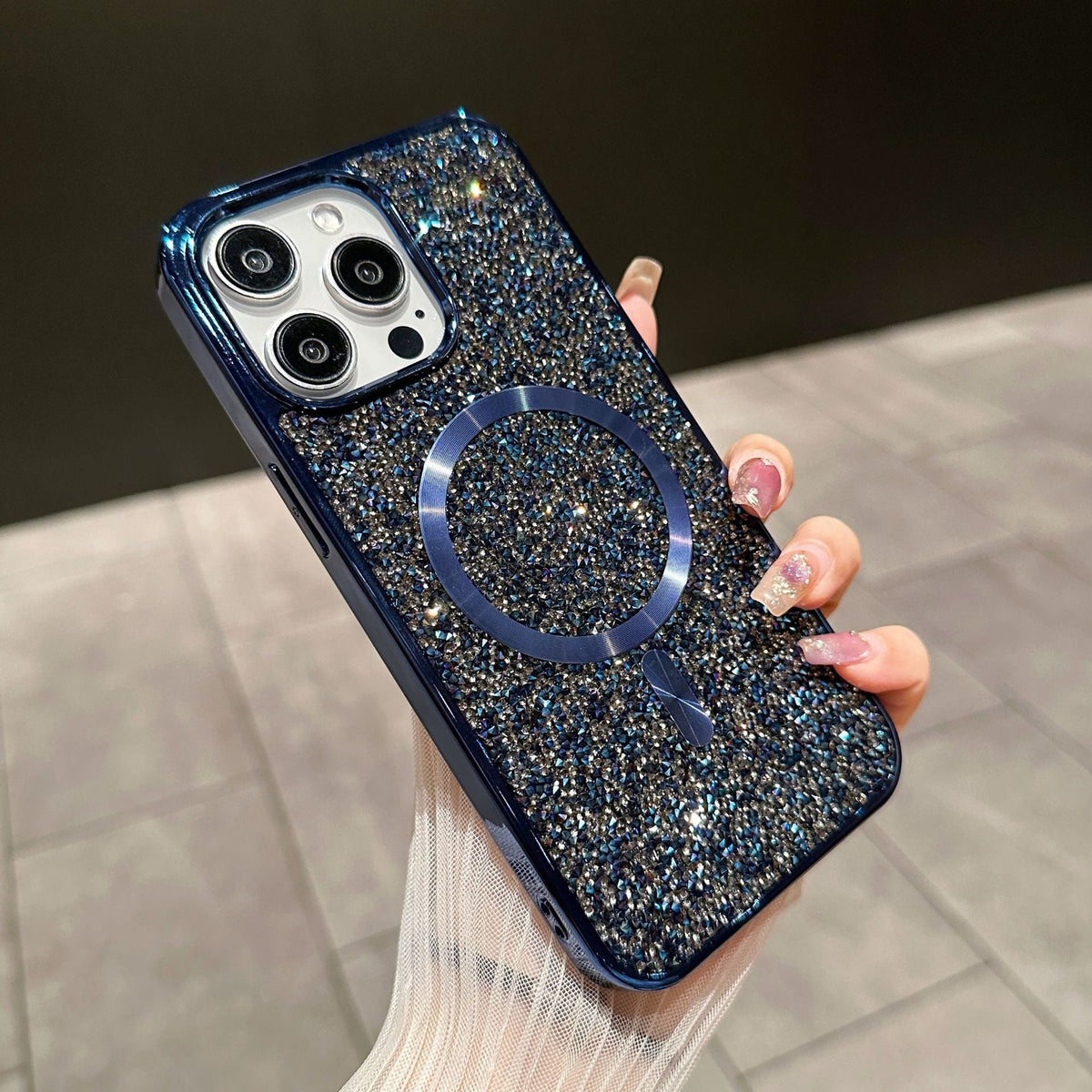 GLOW TAŞLI MAGSAFE KILIF